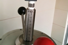气雾剂灌装机的灌装量及调节方式
